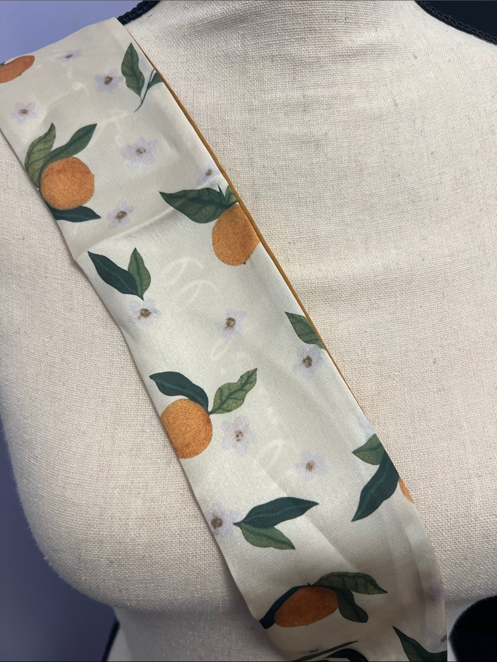 Vintage Style Persimmons Print Neck Scarf - Cream/Gold - Picture 3 of 3